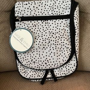 NWT Sage & Emily Hanging Bath & Body Organizer